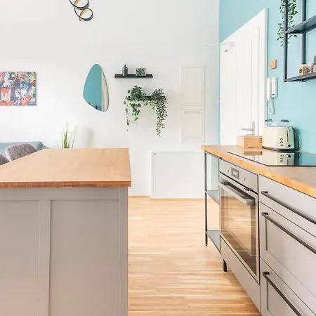 Cozy 2-raumwohnung In Zentrumsnaehe * Λειψία