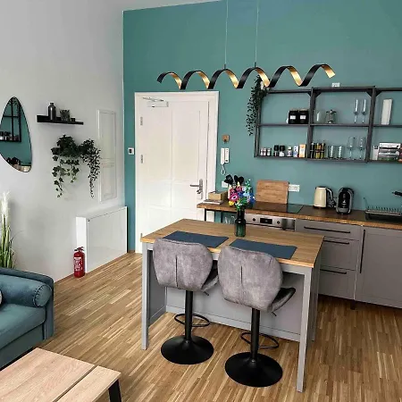 Cozy 2-raumwohnung In Zentrumsnaehe Apartment