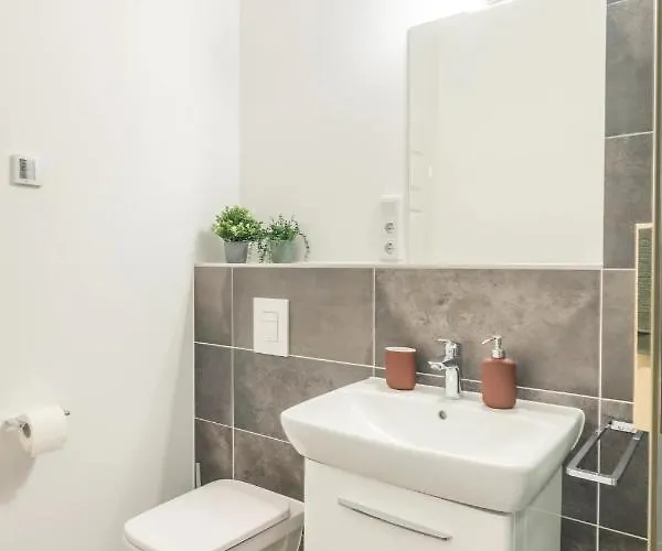 Cozy 2-raumwohnung In Zentrumsnaehe