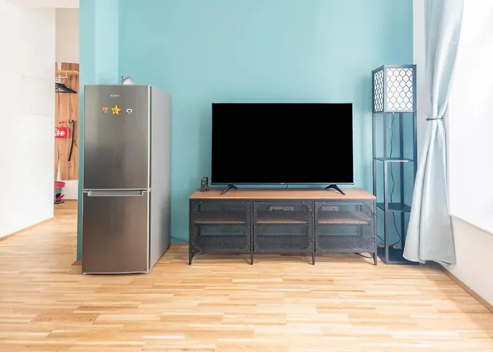 Cozy 2-raumwohnung In Zentrumsnaehe *